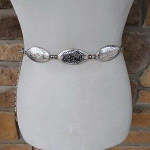 Silver metal oval concho belt floral